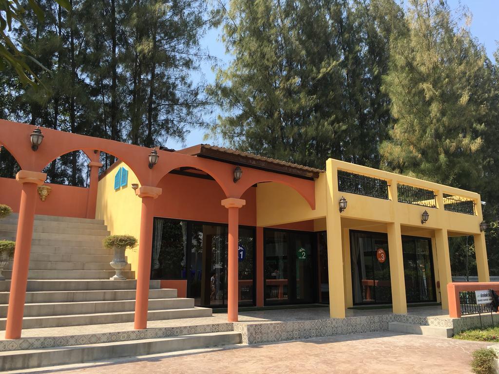 Phutara Accomodation Cha-Am Exterior photo